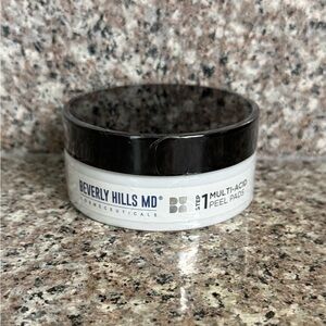 Beverly Hills MD Multi-Acid Peel Pads — White & Black